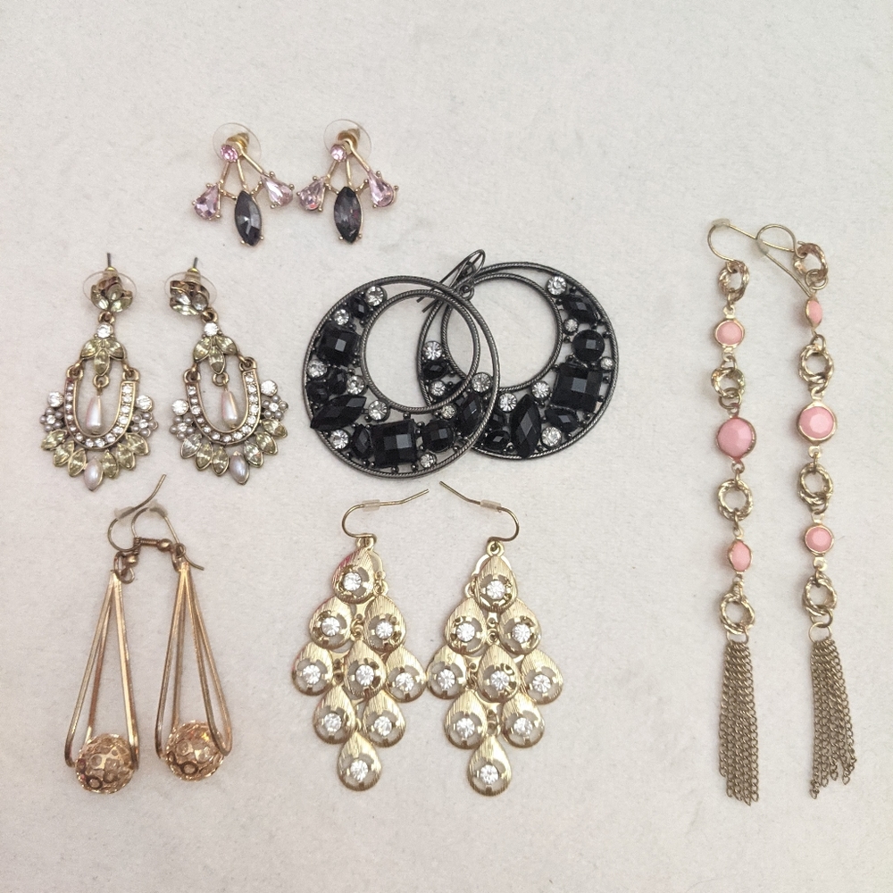 Set Of 6 Vintage Earrings, Golden,Black,Pink NWOT